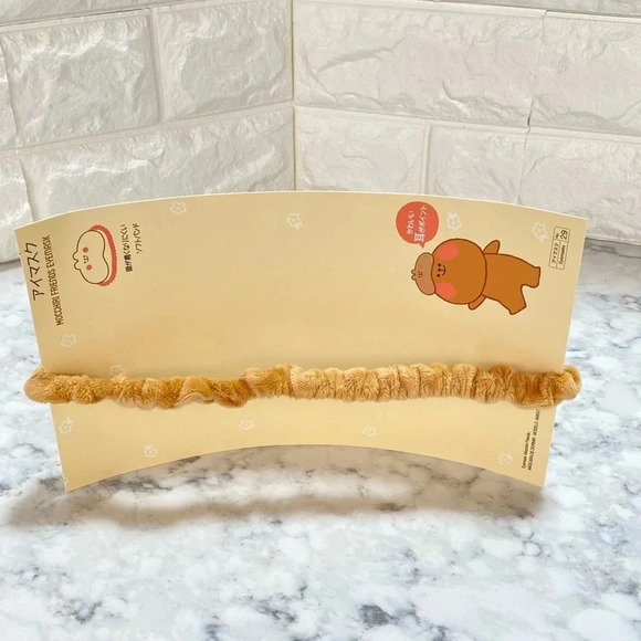 3/$20 🌸 Mocchiri Friends Eyemask - Picture 3 of 4